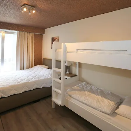 Decuman Spacious Family In Apartment